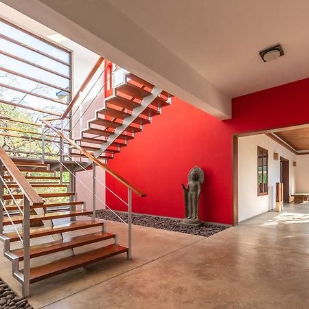Jay House By Stayvista - Leisure Oasis With Pool, Snooker, Table Tennis & Foosball Fun Алибаг Екстериор снимка
